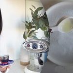 Pigen viste, hvordan man fjerner ridser på tallerkener: Hendes video